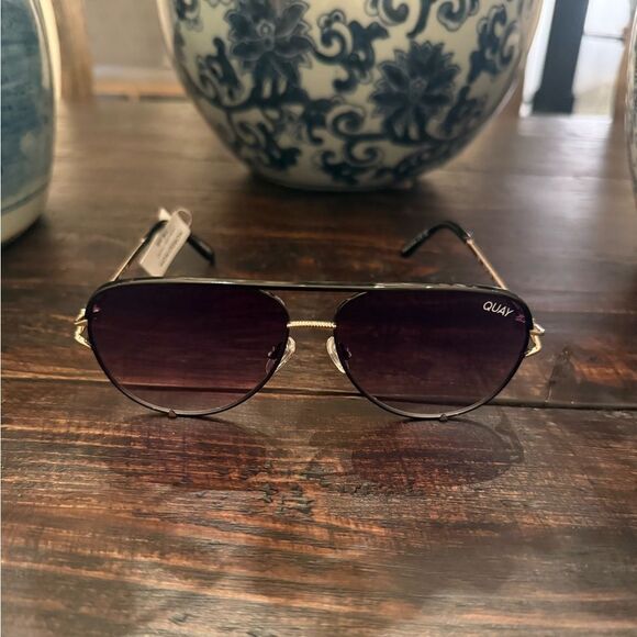 NWT Quay HIGH KEY TWIST Metal Aviator - Picture 4 of 9